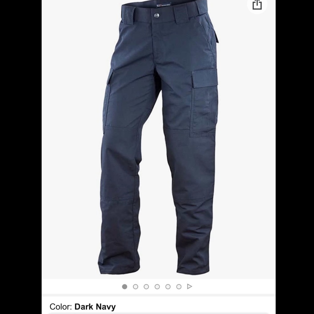 Woman’s 5.11 tactical pants dark navy